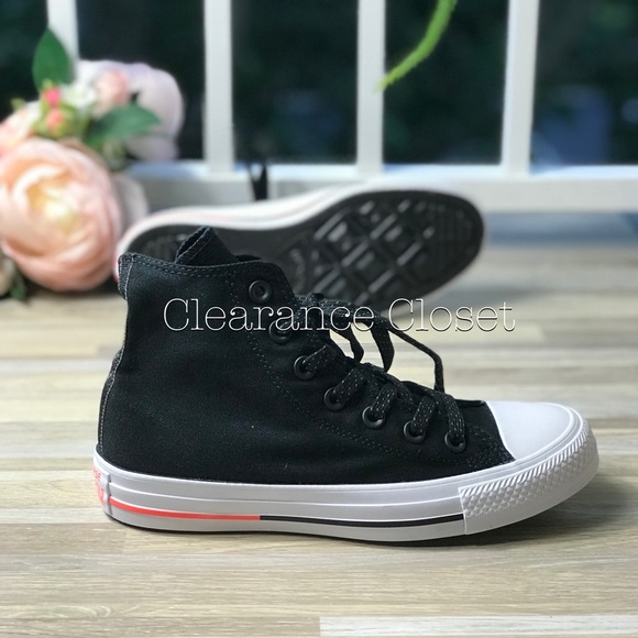 NWT Converse HI Black/Lava WMNS AUTHENTIC - Picture 2 of 8